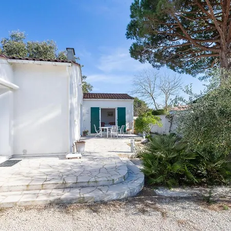 Dom wakacyjny Maison La Couarde-Sur-Mer, 5 Pieces, 8 Personnes - Fr-1-258-121 *