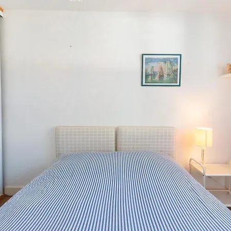 Dom wakacyjny Maison La Couarde-Sur-Mer, 5 Pieces, 8 Personnes - Fr-1-258-121 *